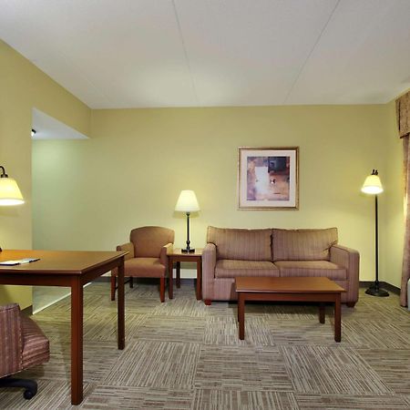 Hampton Inn & Suites Madisonville Ngoại thất bức ảnh