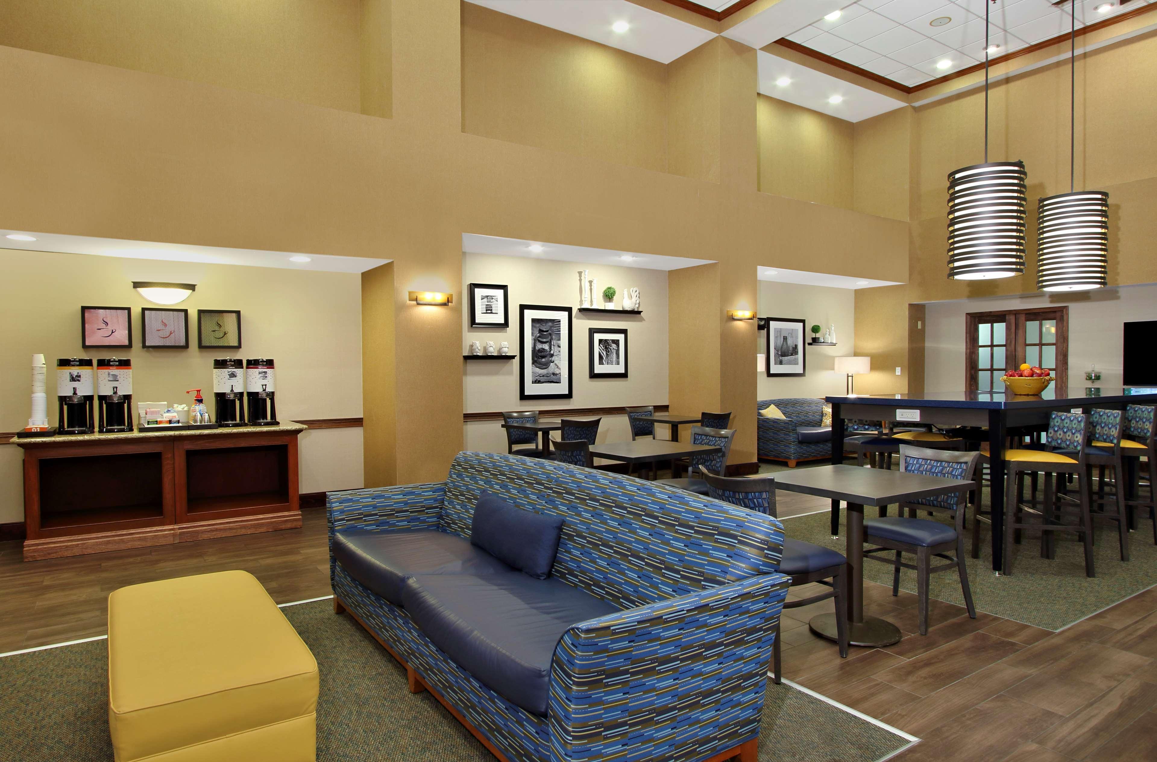 Hampton Inn & Suites Madisonville Ngoại thất bức ảnh