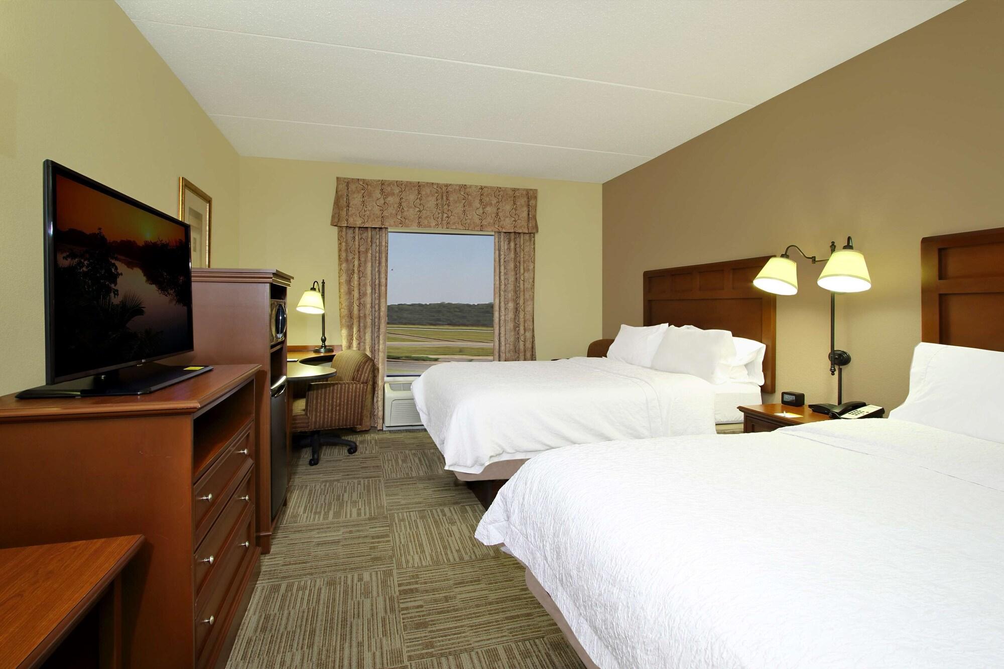 Hampton Inn & Suites Madisonville Ngoại thất bức ảnh