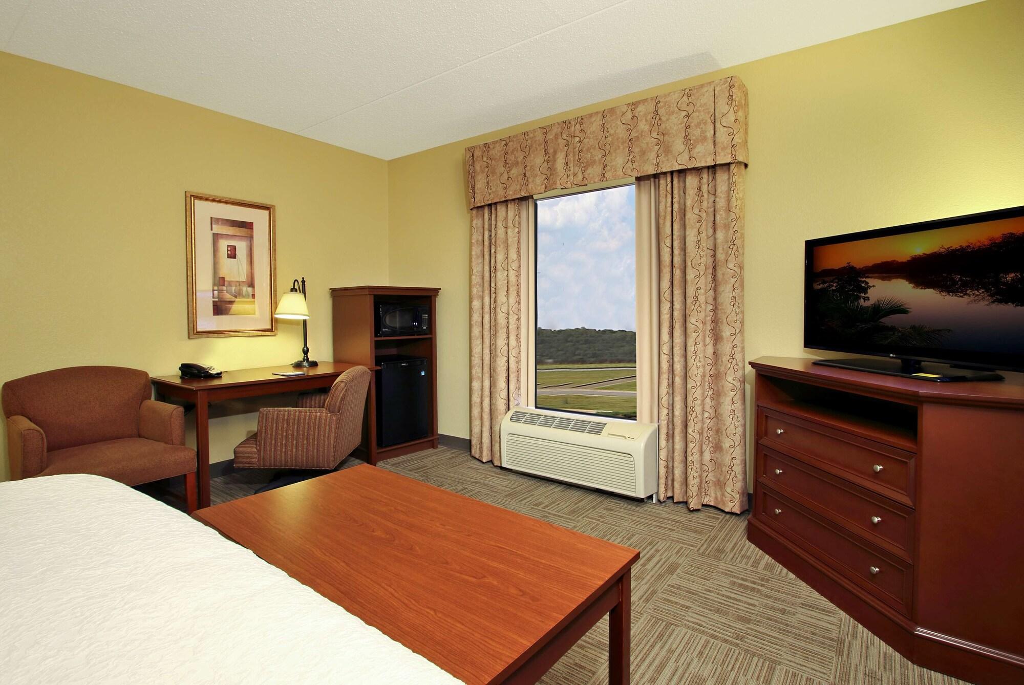 Hampton Inn & Suites Madisonville Ngoại thất bức ảnh