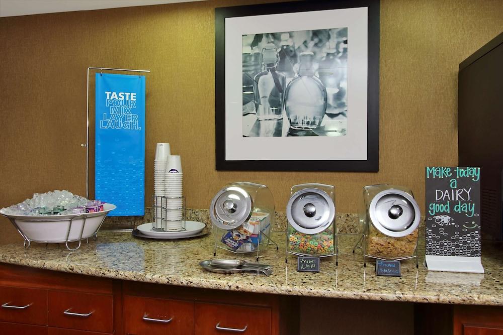 Hampton Inn & Suites Madisonville Ngoại thất bức ảnh