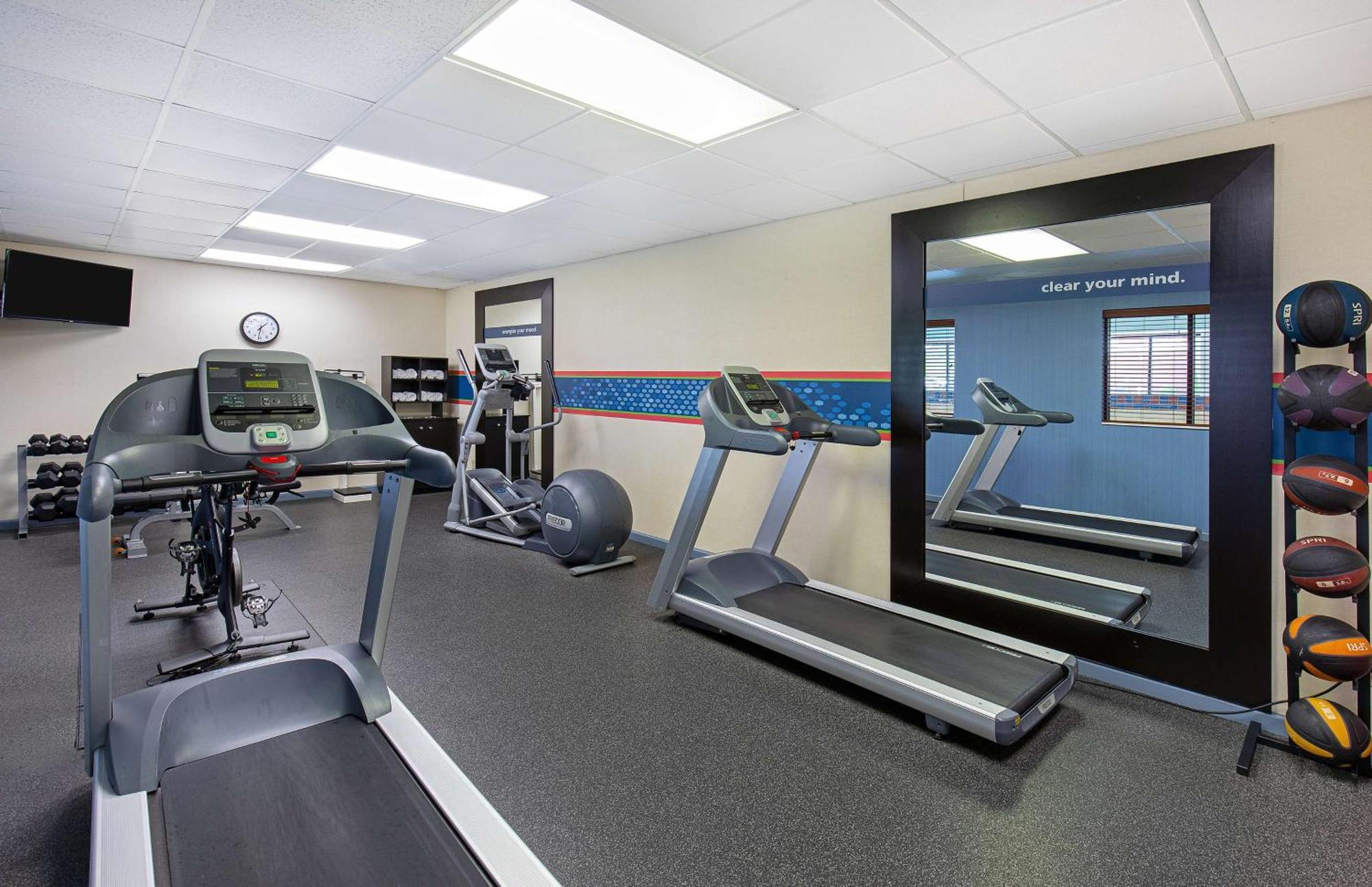 Hampton Inn & Suites Madisonville Ngoại thất bức ảnh