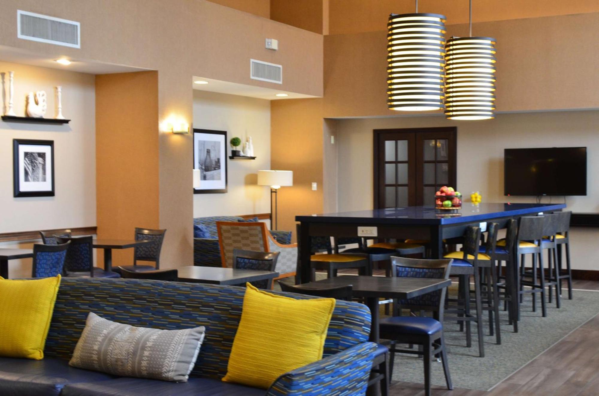 Hampton Inn & Suites Madisonville Ngoại thất bức ảnh