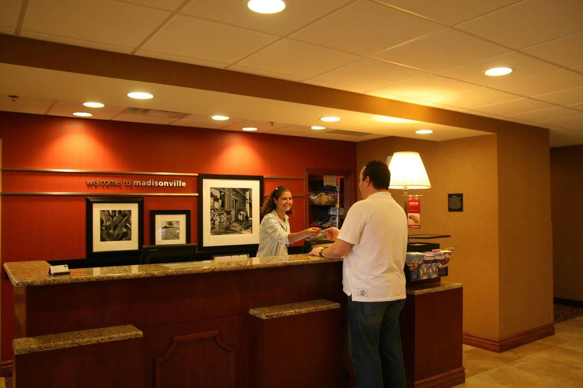 Hampton Inn & Suites Madisonville Ngoại thất bức ảnh