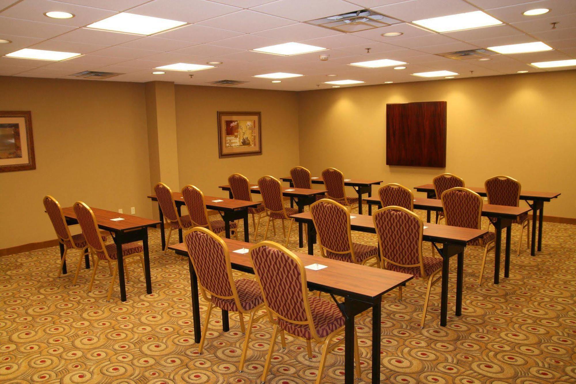 Hampton Inn & Suites Madisonville Ngoại thất bức ảnh